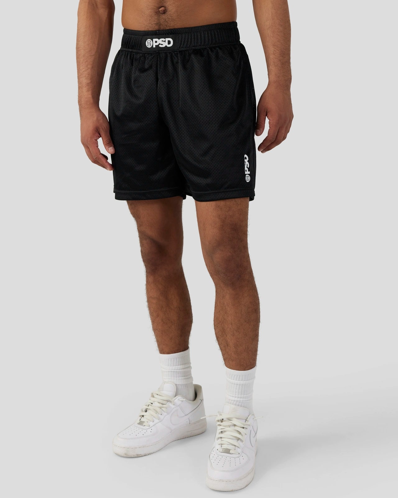 BLACK ACTIVE SHORT