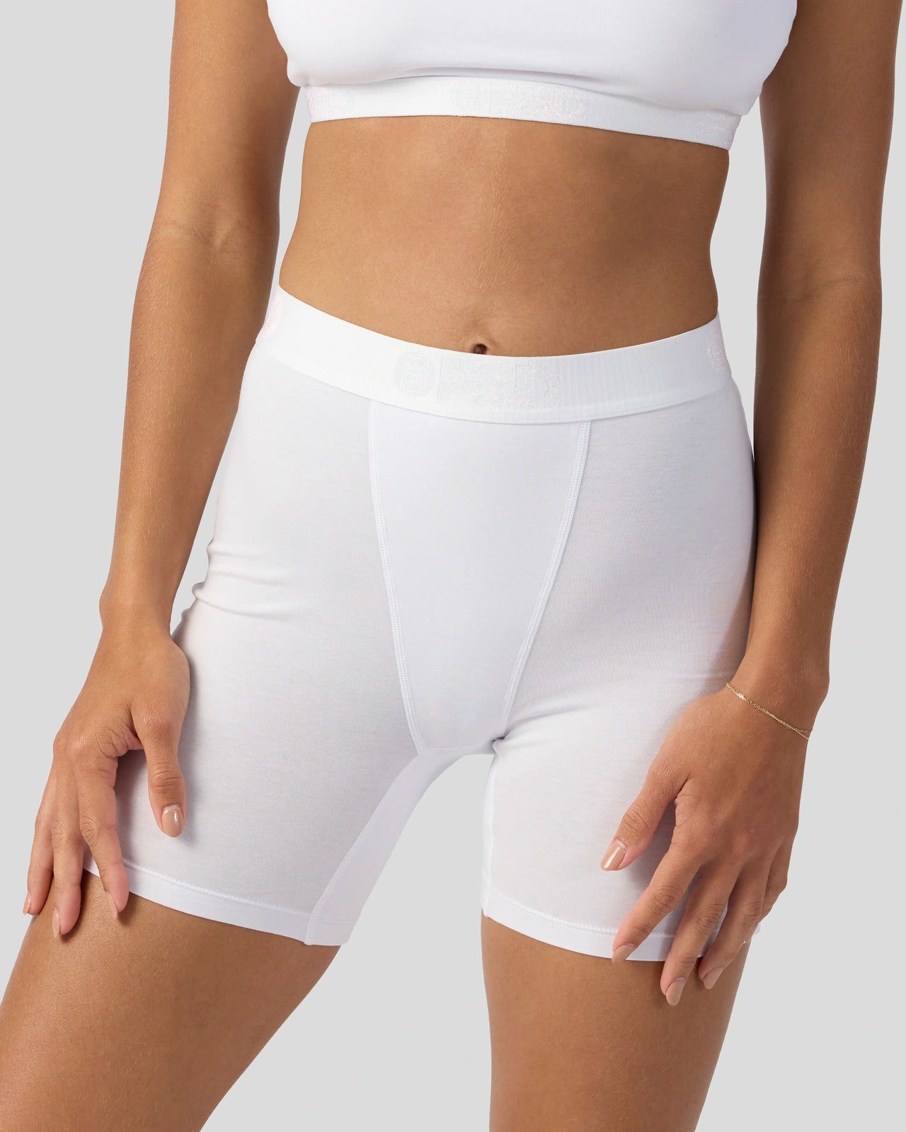 MODAL SOLIDS - WHITE