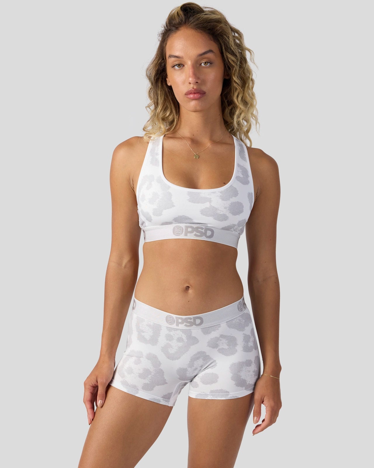 SNOW LEOPARD - Image 2